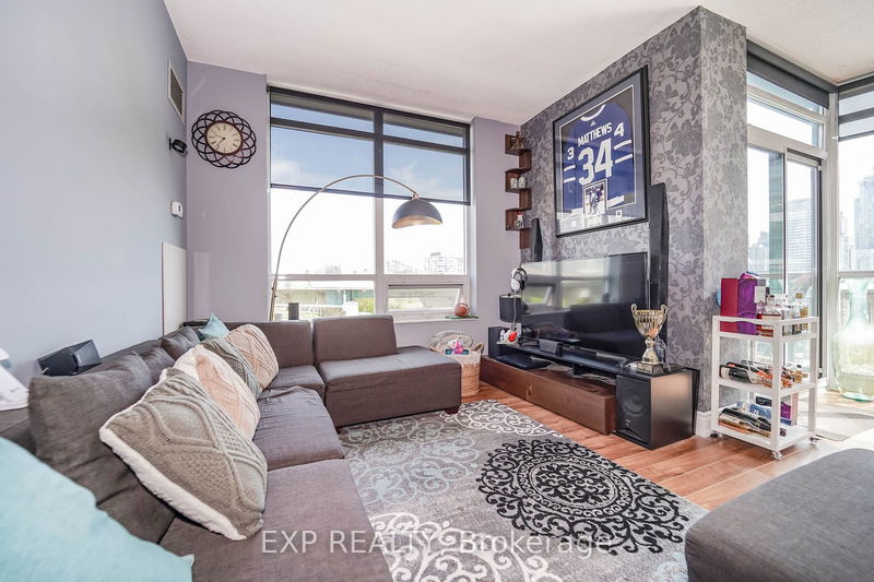 home for lease on 730-231 Fort York Boulevard