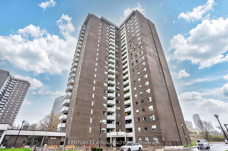 home for lease on 1009-5 Old Sheppard Avenue