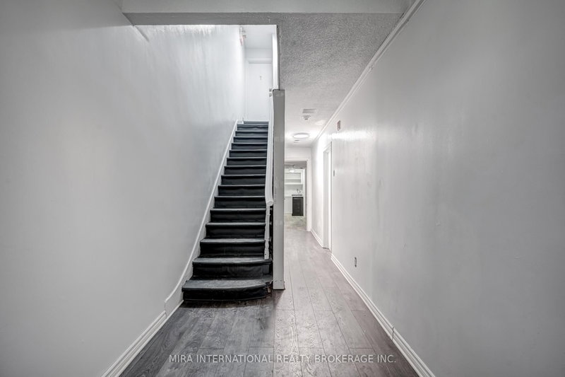 10 - 177 Carlton St, Toronto, M5A 2K3 | Image 3
