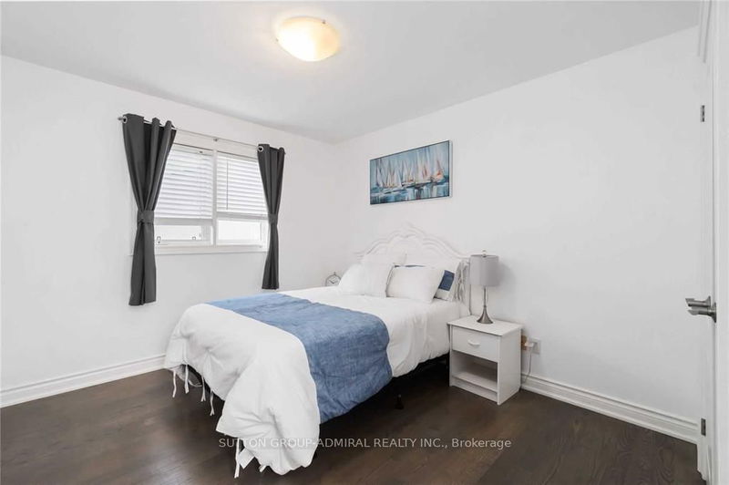 390 Glengarry Ave  Toronto, M5M 1E8 | Image 25