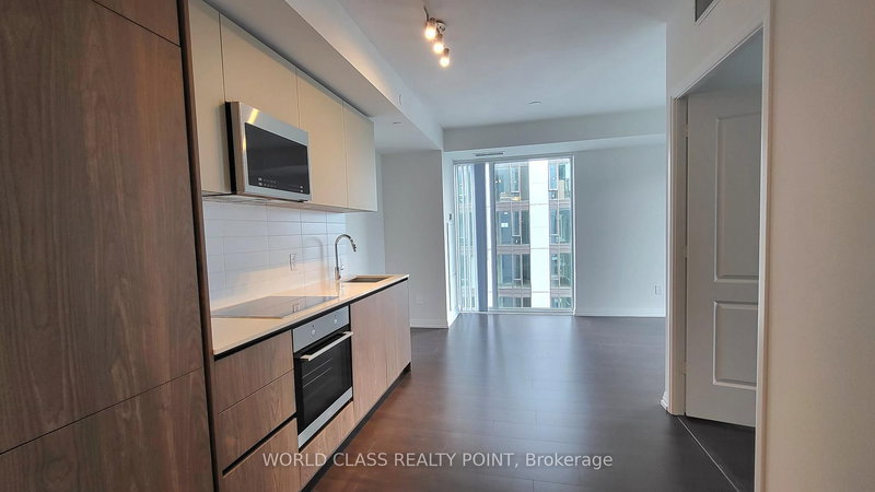 5005 - 8 Widmer St, Toronto, M5V 0W6 | Image 3