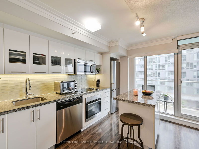  W306 - 565 Wilson Ave  Toronto, M3H 0C6 | Image 14