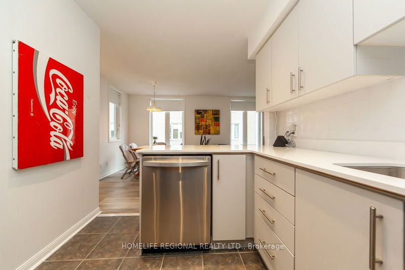  428 - 12 Douro St  Toronto, M6K 3M4 | Image 12