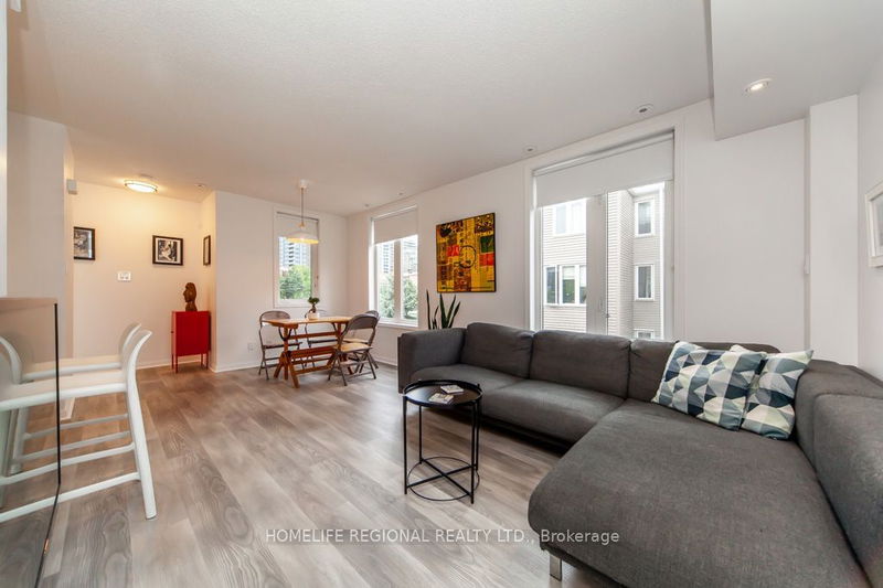  428 - 12 Douro St  Toronto, M6K 3M4 | Image 6