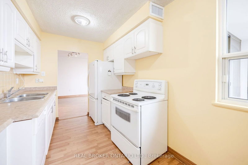  1105 - 5 Old Sheppard Ave  Toronto, M2J 4K3 | Image 12