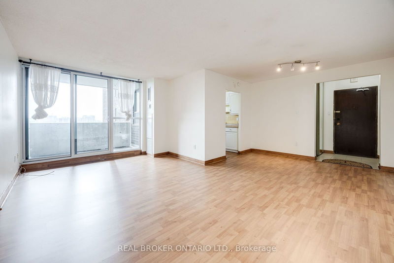  1105 - 5 Old Sheppard Ave  Toronto, M2J 4K3 | Image 5