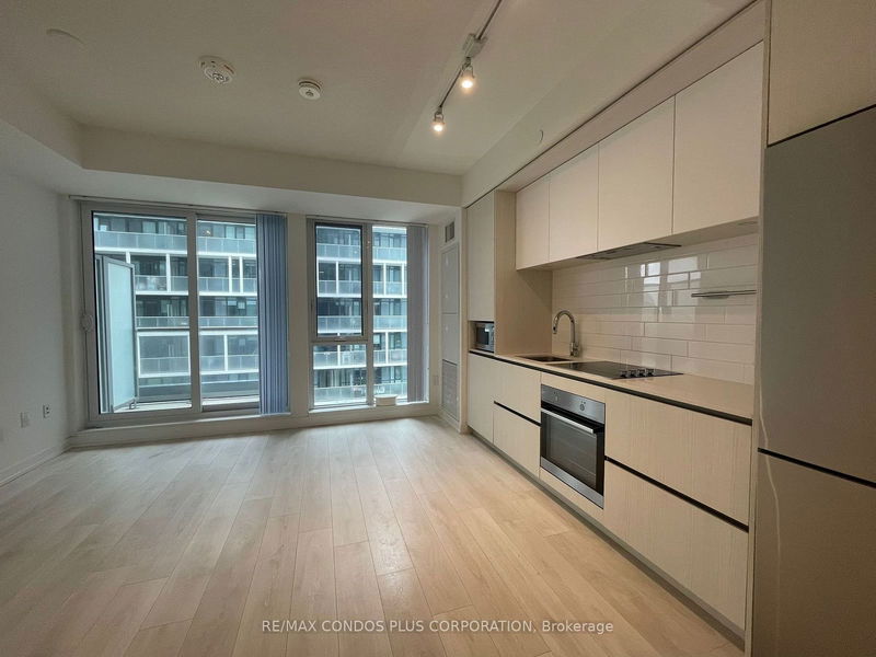 home for lease on 702-225 Sumach Street