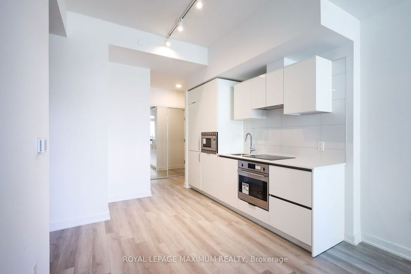  720 - 234 Simcoe St  Toronto, M5T 1T4 | Image 4