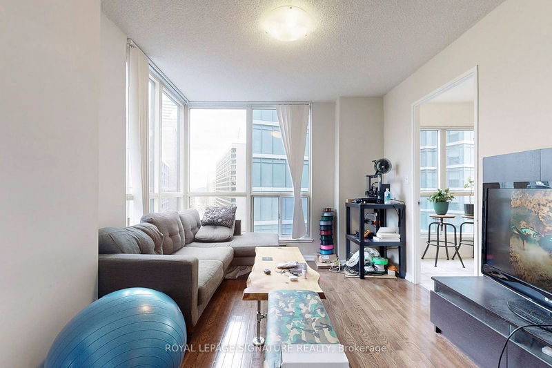  1415 - 7 Carlton St  Toronto, M5B 2M3 | Image 7