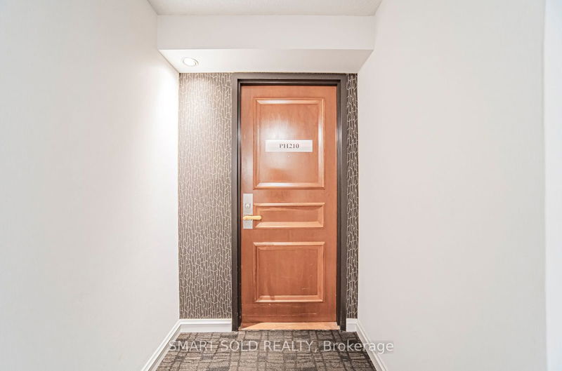  Ph210 - 256 Doris Ave  Toronto, M2N 6X8 | Image 2