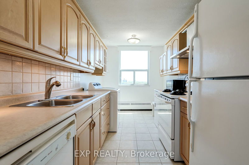  1004 - 175 Hilda Ave  Toronto, M2M 1V8 | Image 13