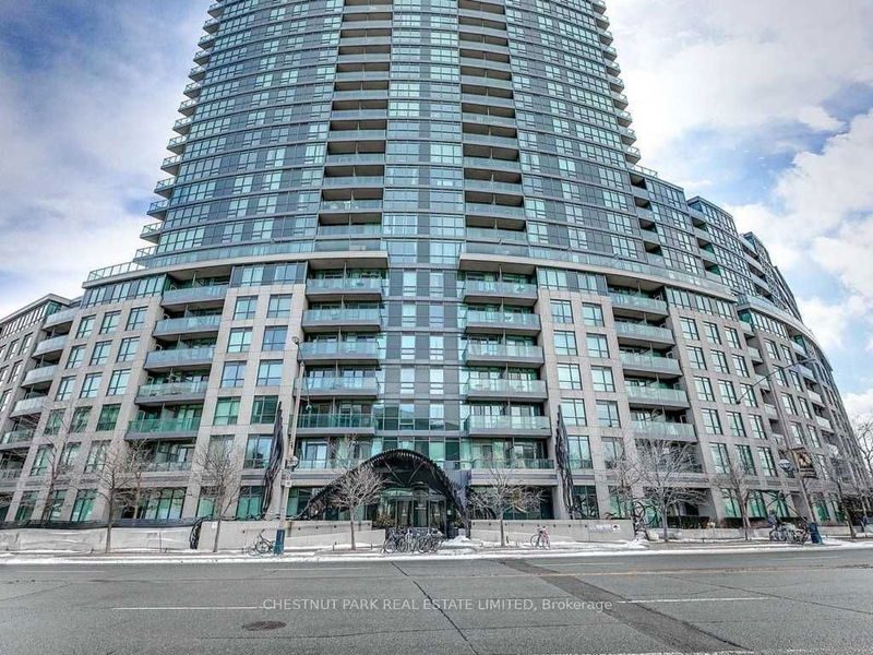 home for lease on 424-231 Fort York Boulevard