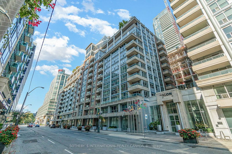 home for lease on 324-270 Wellington Street W
