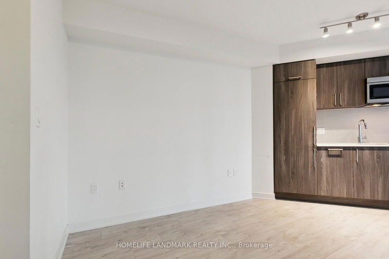  301W - 27 BATHURST St  Toronto, M5V 0R1 | Image 19