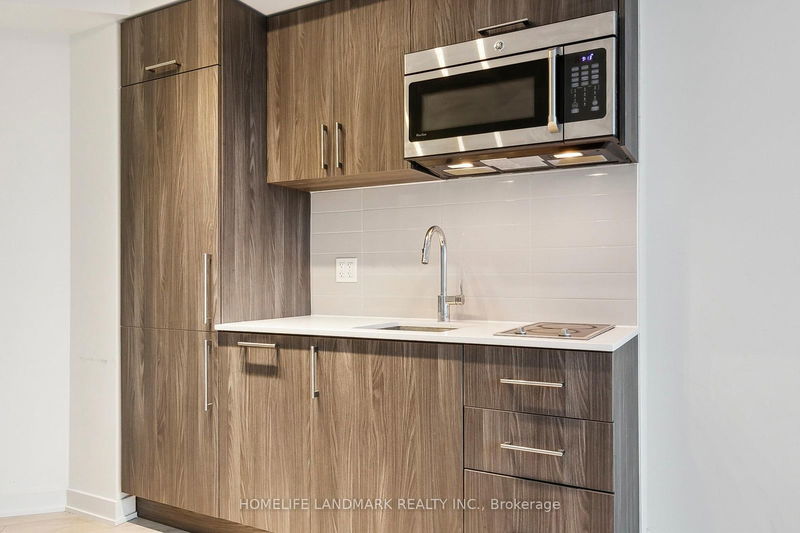  301W - 27 BATHURST St  Toronto, M5V 0R1 | Image 23