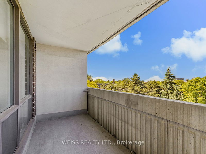  501 - 150 Neptune Dr  Toronto, M6A 2Y9 | Image 26