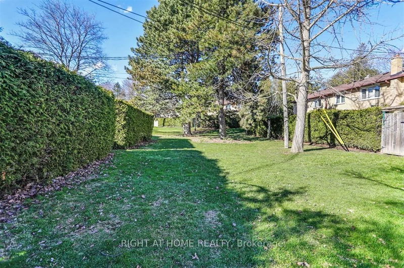 home for lease on 6 Broadpath Road