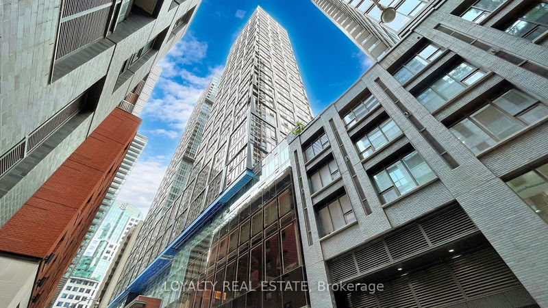 home for lease on 910-35 Mercer Street