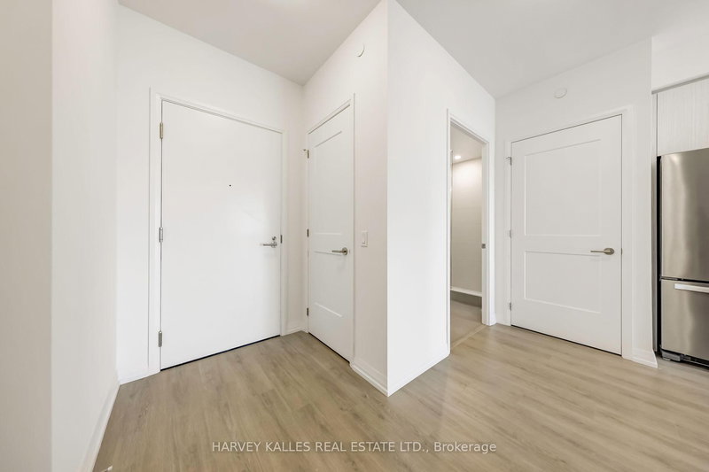 3214 - 50 Dunfield Ave, Toronto, M4S 0E4 | Image 3