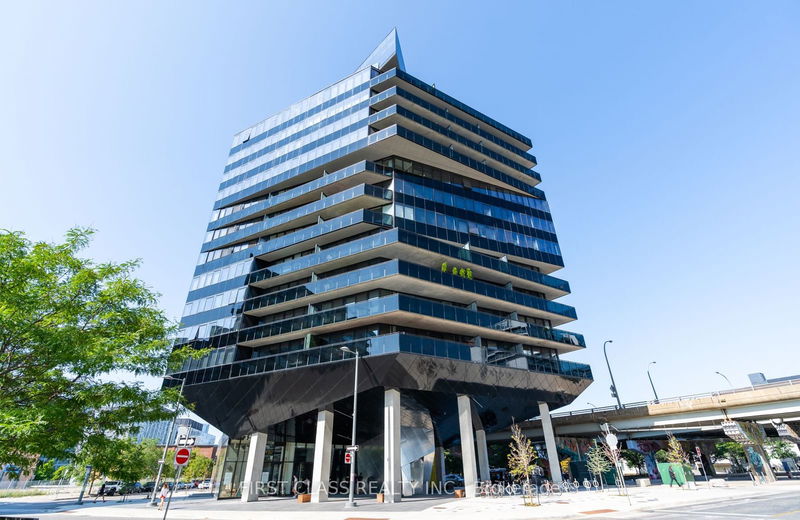 home for lease on 416-21 Lawren Harris Square