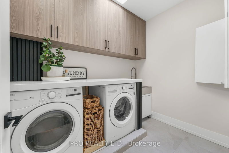 262 Senlac Rd  Toronto, M2R 1P8 | Image 29