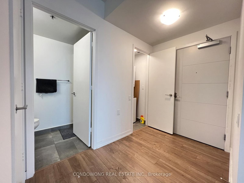 1704 - 203 College St, Toronto, M5T 0C8 | Image 2