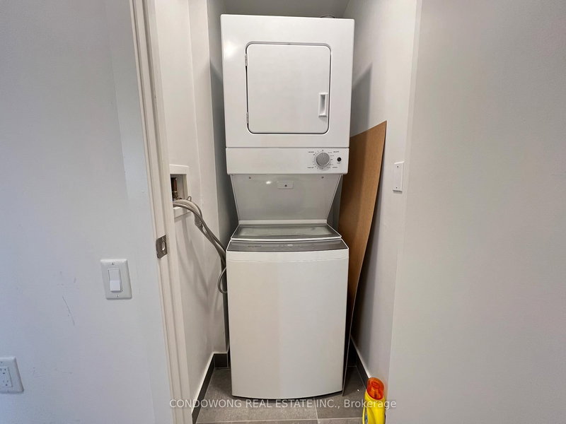 1704 - 203 College St, Toronto, M5T 0C8 | Image 3