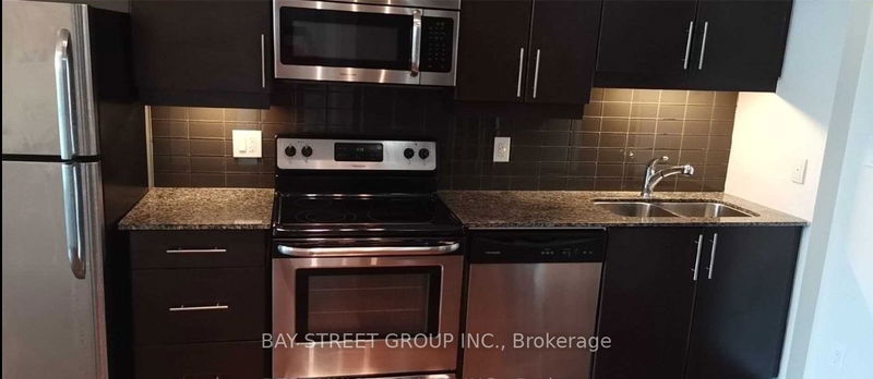 home for lease on 3905-33 Bay Street
