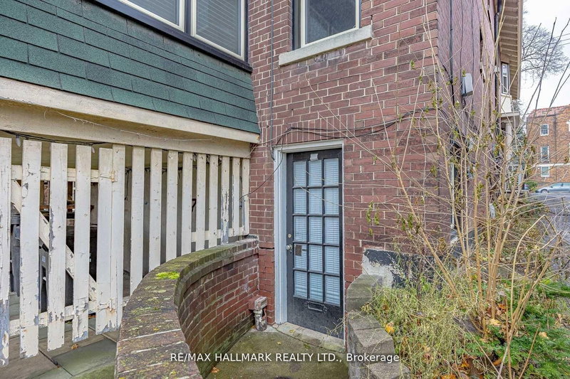 B - 485 Oriole Pkwy, Toronto, M5P 2H9 | Image 3
