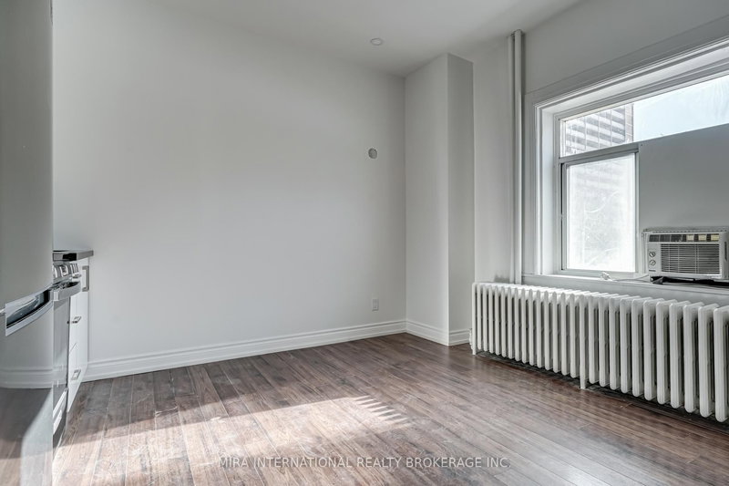 202 - 180 Sherbourne St, Toronto, M5A 2R7 | Image 3