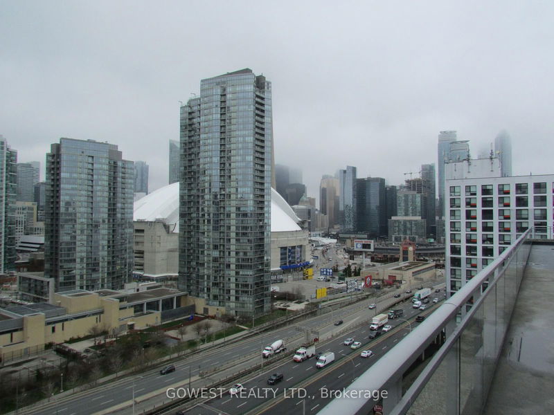  310 - 410 Queens Quay W Toronto, M5V 2Z3 | Image 25