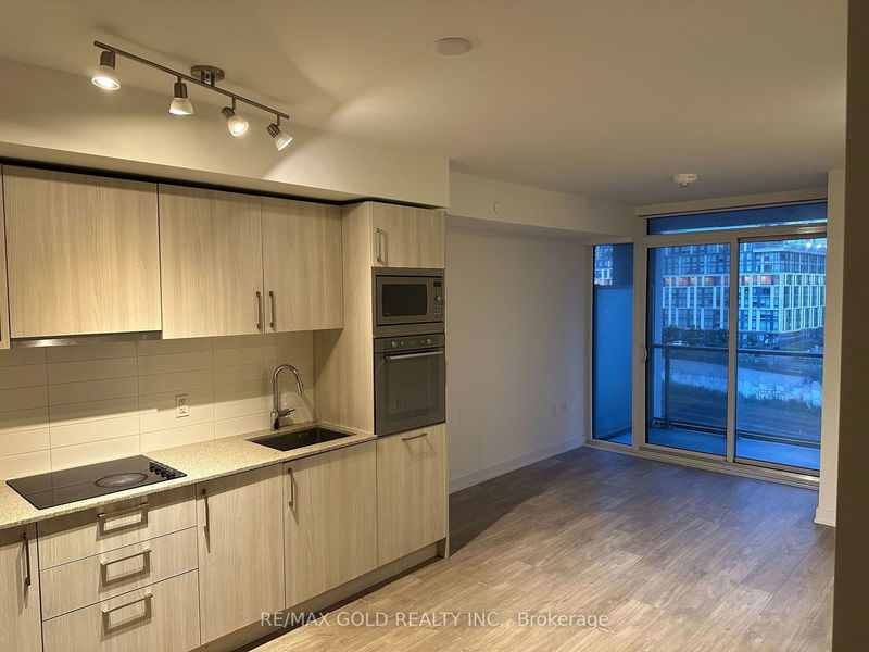 home for lease on 306E-576 Front Street W