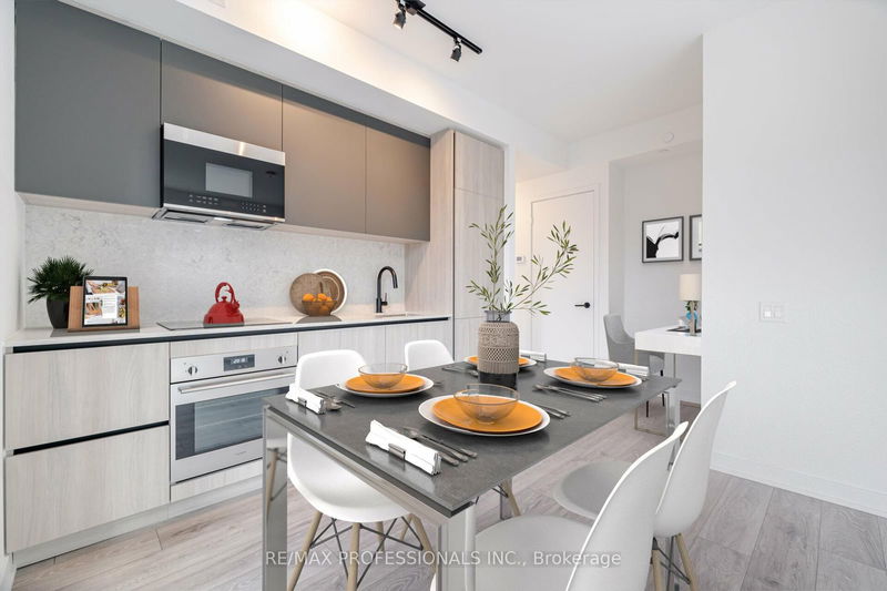 home for sale on 719-108 Peter Street