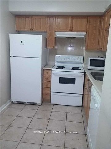 home for lease on 1020-5 Everson Drive