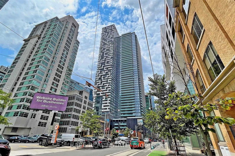home for lease on 2715-25 Richmond Street