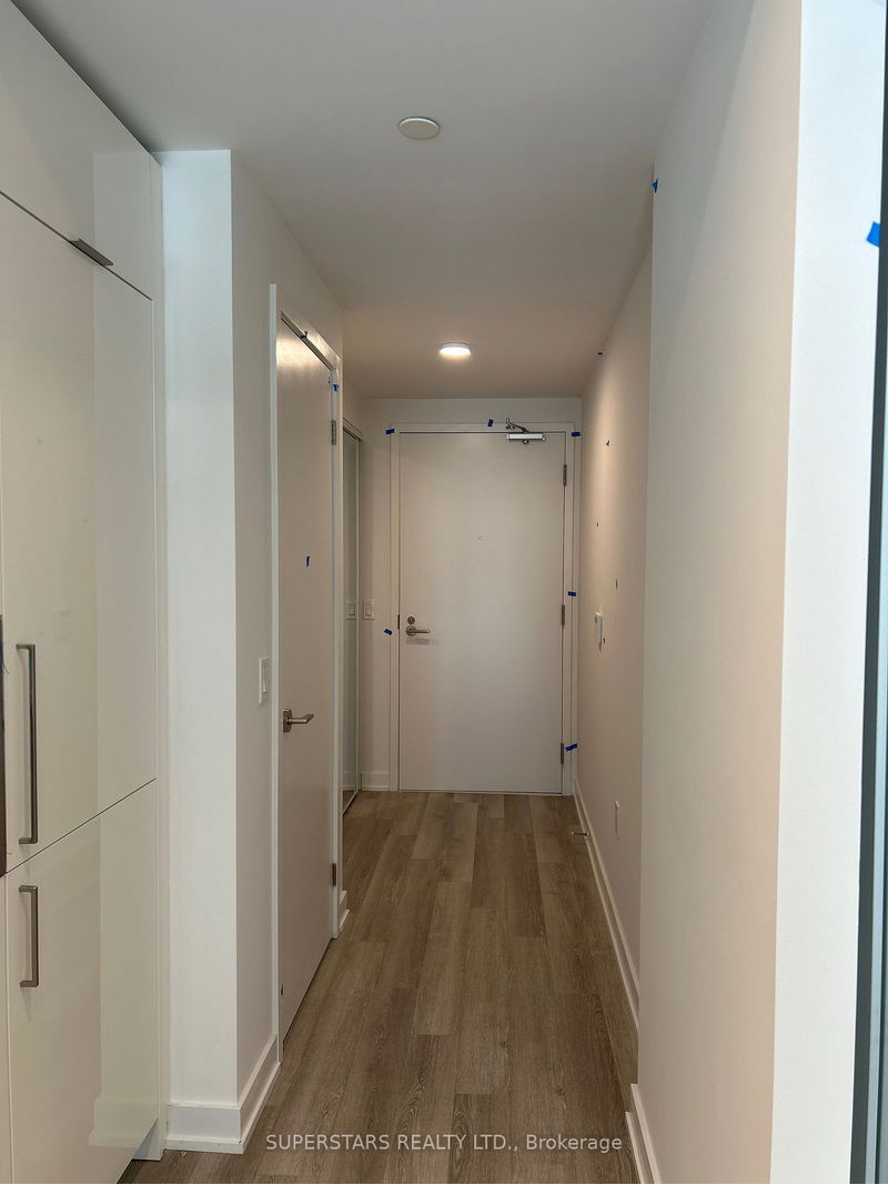 home for lease on 230 Simcoe Street