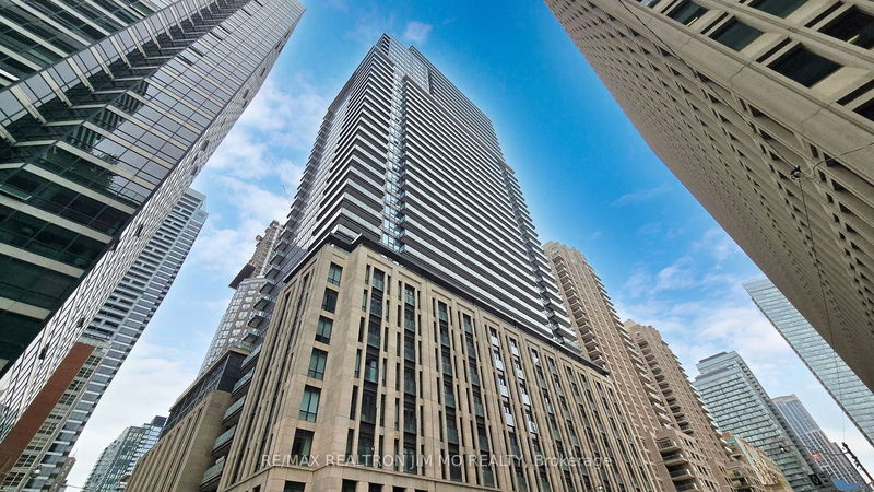 home for sale on 2205-955 Bay Street