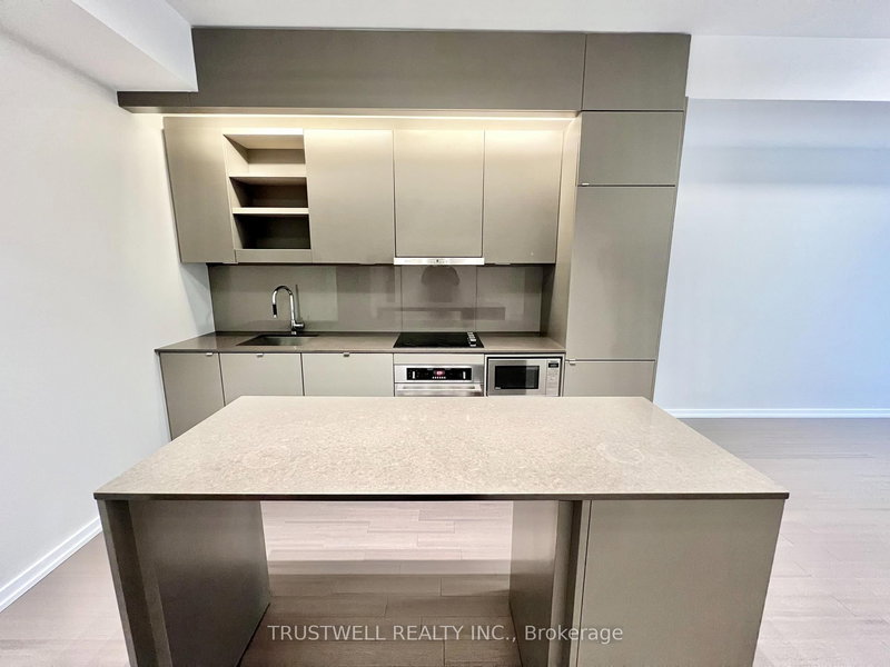 1601 - 101 Peter St, Toronto, M5V 0G6 | Image 3