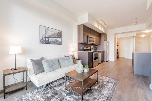 home for lease on 308-3237 Bayview Avenue