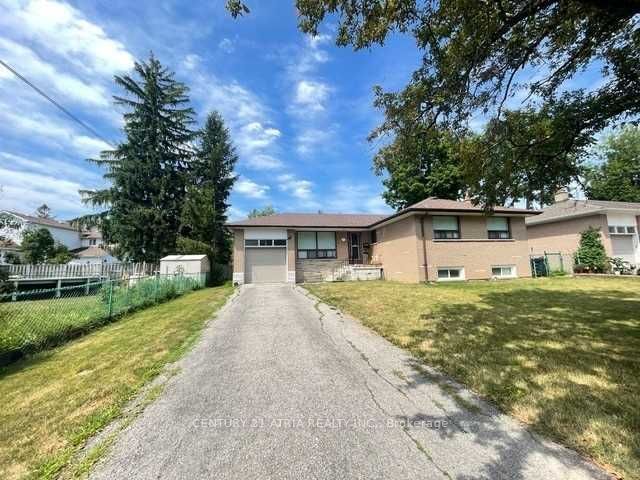 home for lease on 16 Norwin Street