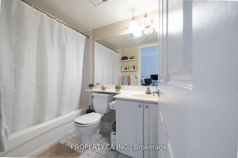  1815 - 230 Queens Quay W Toronto, M5J 2Y7 | Image 14