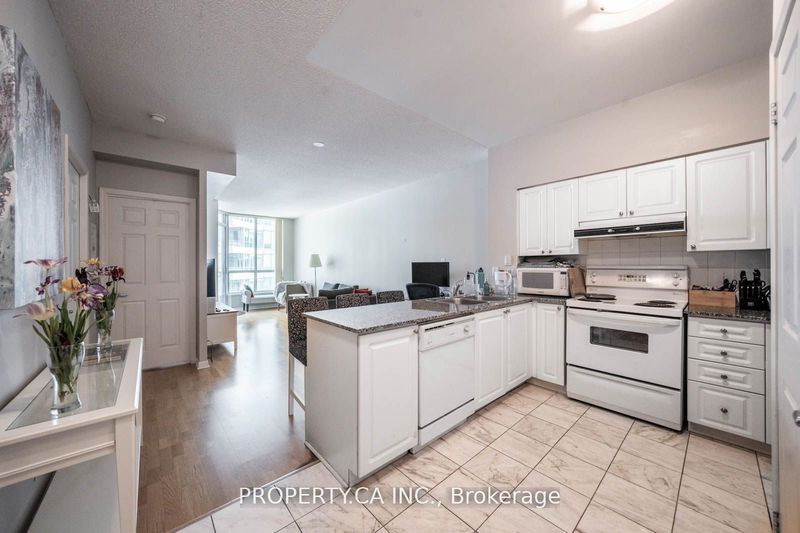  1815 - 230 Queens Quay W Toronto, M5J 2Y7 | Image 3