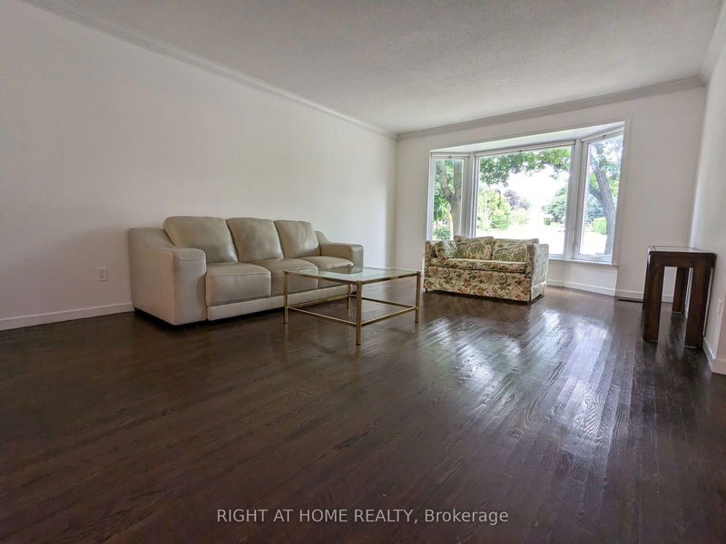 15 Nevada Ave  Toronto, M2M 3N9 | Image 9