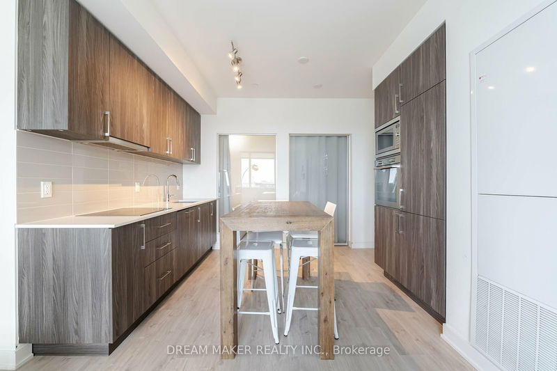  Ph1801E - 576 Front St W Toronto, M5V 1C1 | Image 12