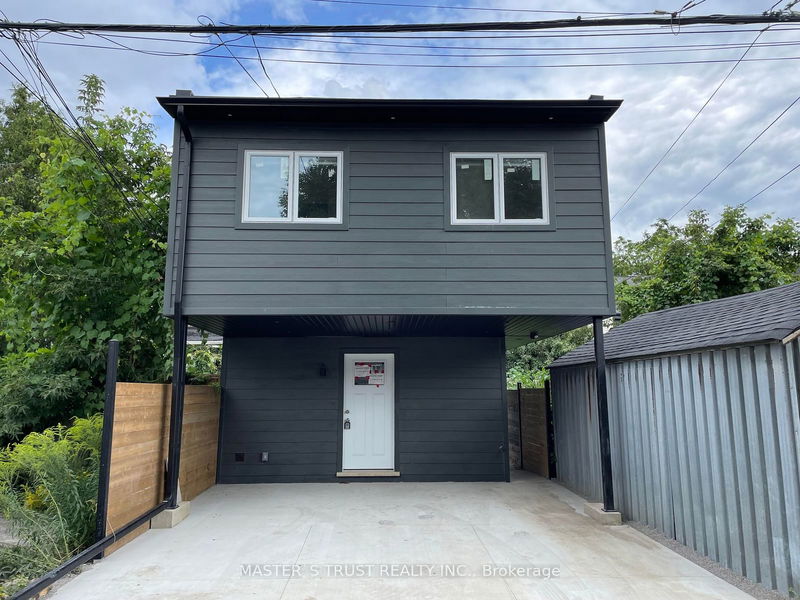 home for lease on Unit4-246 Lippincott Street
