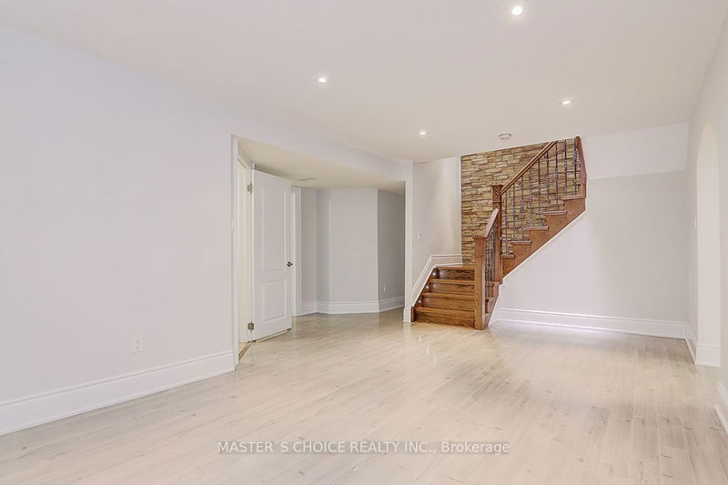 6 Terrace Ave  Toronto, M2R 1E9 | Image 33