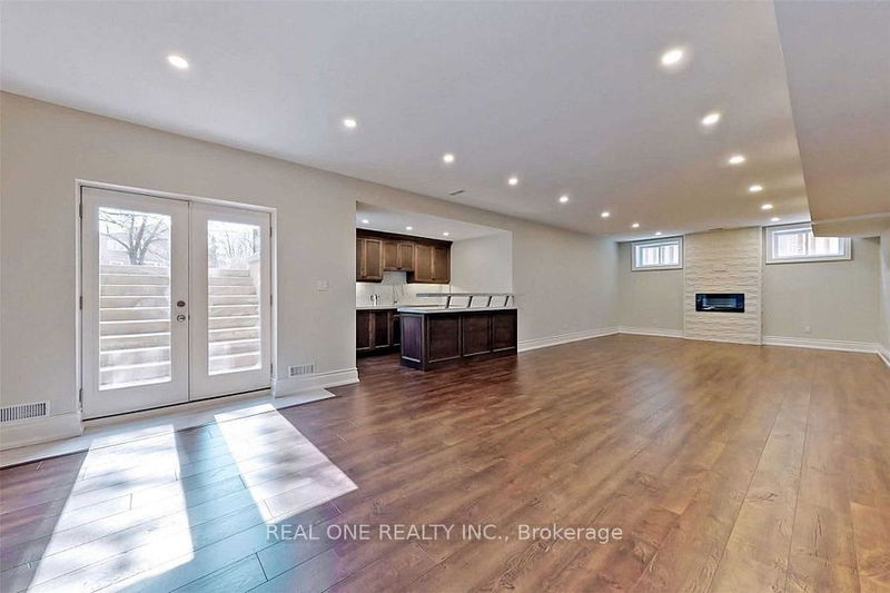 home for lease on 83 Caines Avenue