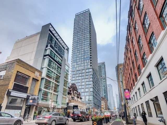 home for lease on 701-101 peter Street