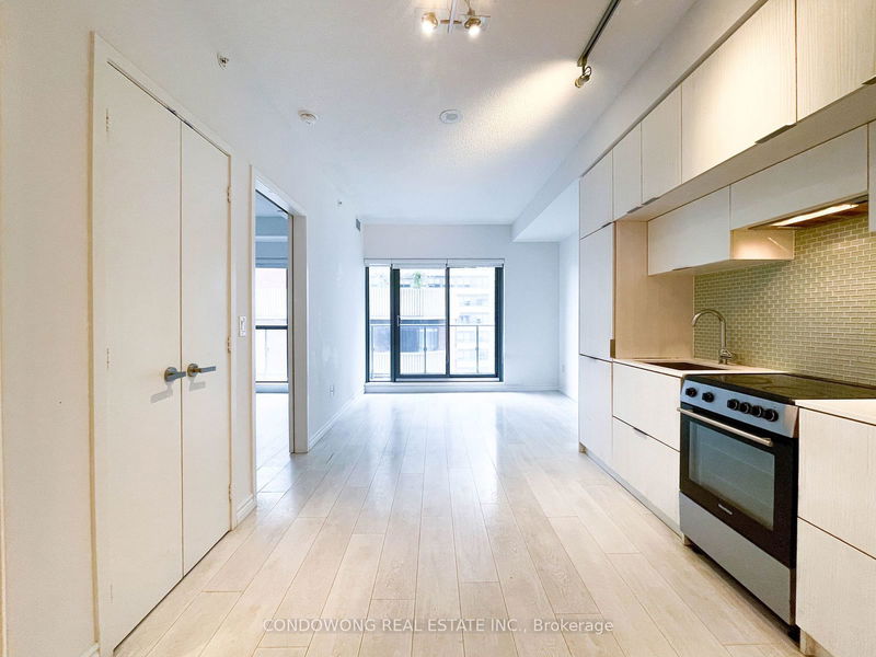 home for lease on 1303-159 Dundas Street E