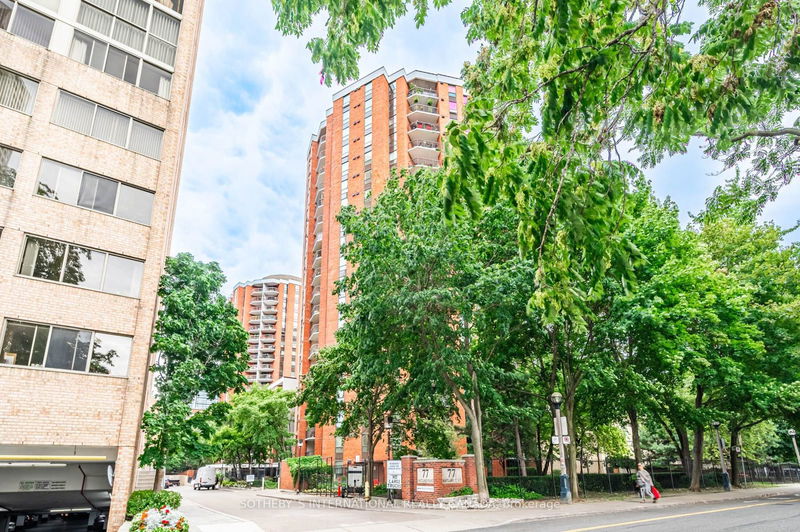  325 - 77 Maitland Pl  Toronto, M4Y 2V6 | Image 1